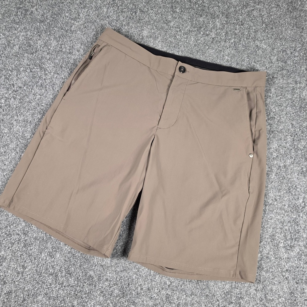 Vuori Fleet Performance Stretch Shorts Mens Large Khaki Brown V386 FLAW